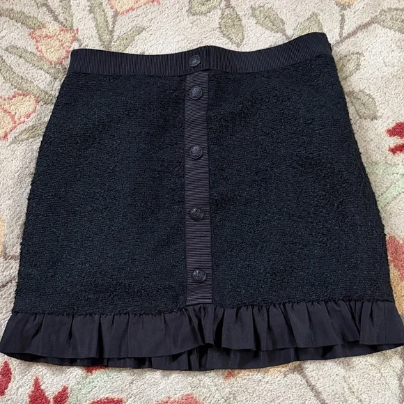 LOFT Black Button-Front Textured Mini Skirt with Ruffle Hem - Picture 1 of 4
